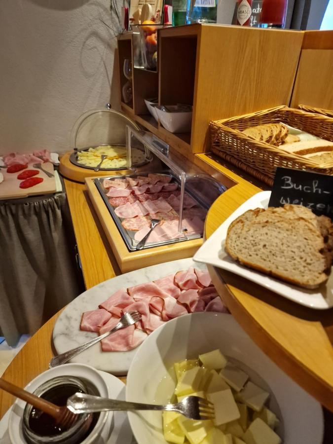 Hotel Romantica יארצנס מראה חיצוני תמונה